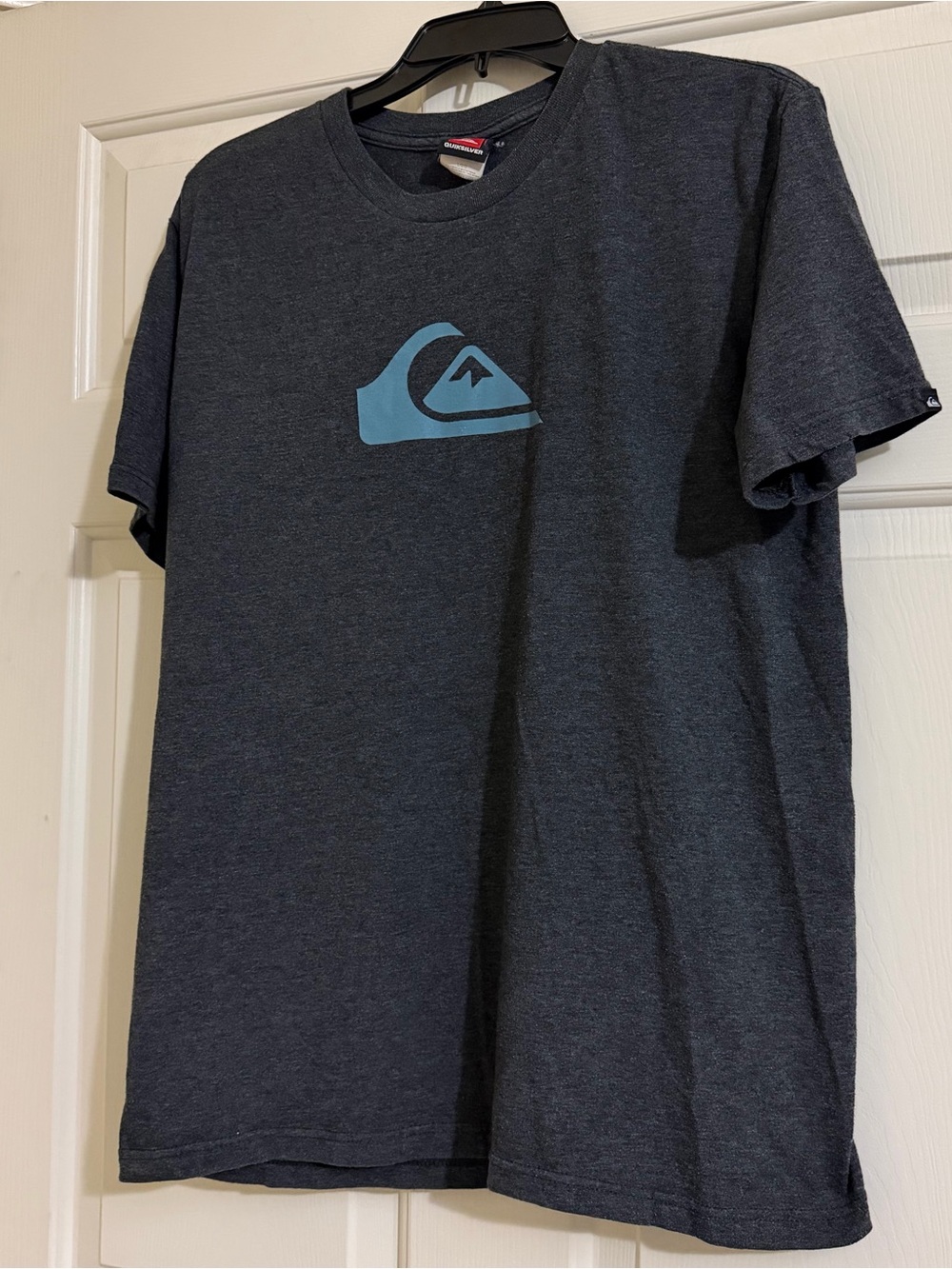 Vintage Quiksilver Men’s Charcoal Gray Surf Y2K Tee T-Shirt Size Large L